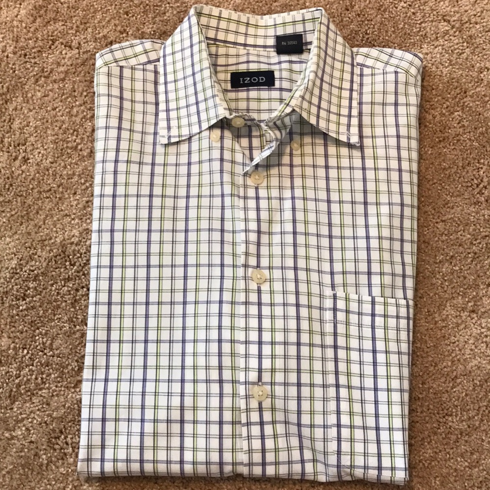 🎉🎈HP 🎉🎈 Men’s IZOD short sleeve shirt